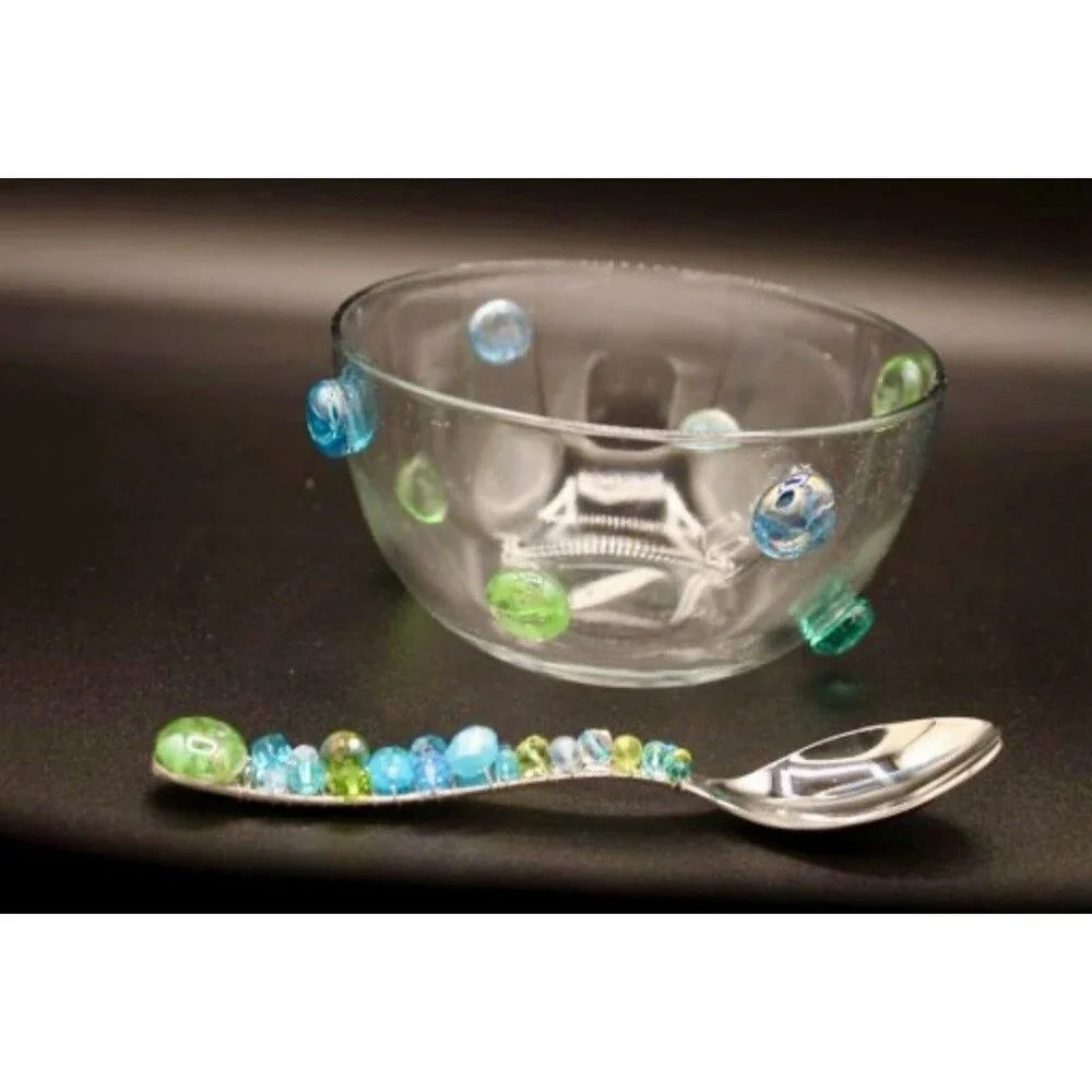Unbranded or spoon